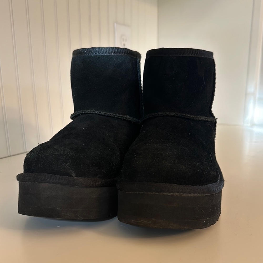 Mini Platform UGG boots